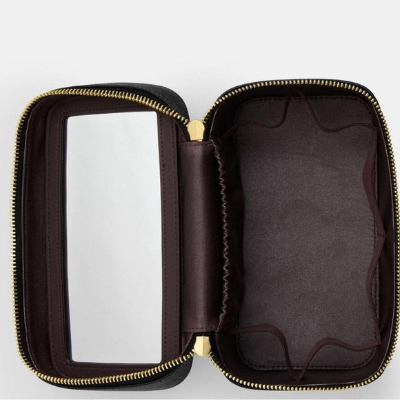 NWT Coach cosmetic case - Picture 2 of 10